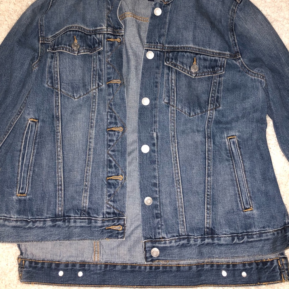 Denim jacket - Picture 2 of 3